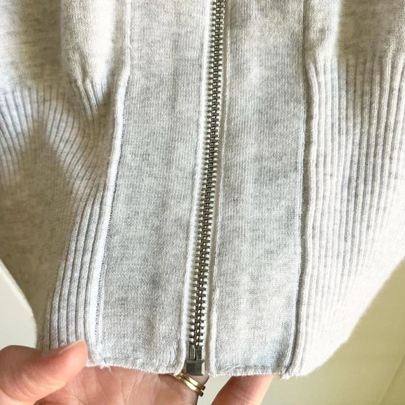 NWT Lane Bryant Grey Knit V- Neck Kimono Sleeve Mixed Media Sheer Top Sz… - Picture 4 of 13